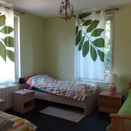 Gite 32 Rue Du Huit Mai Freneuse  Buitenkant foto